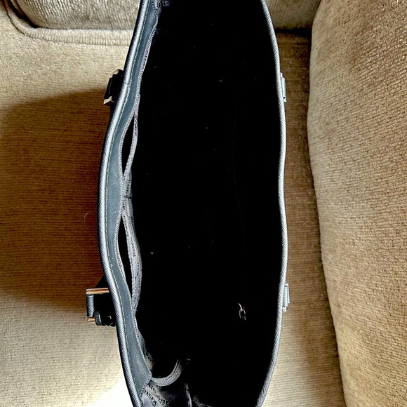 Michael Kors Tote Handbag - Picture 2 of 2